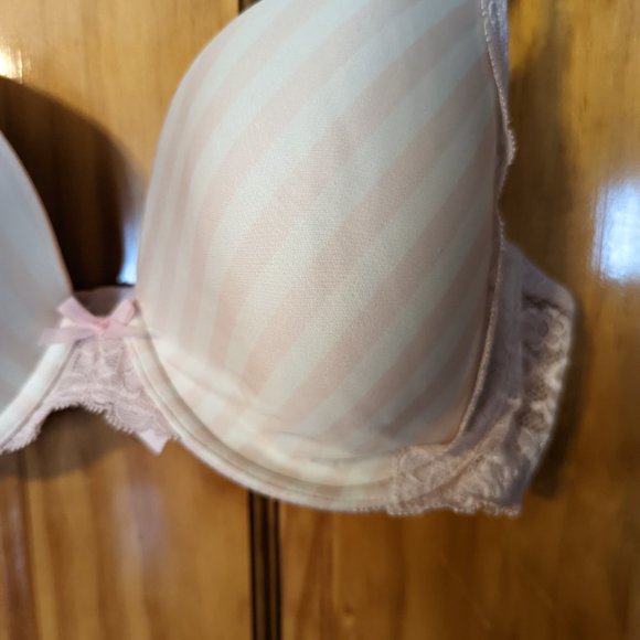 Victoria's Secret Dream Angels Perfect Coverage Bra - Picture 3 of 13